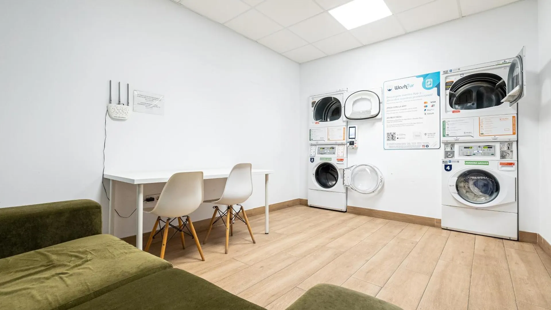 H2M Pasaje Dos Santos Smarttv, Oven, Parking Or Apartment Malaga Spain