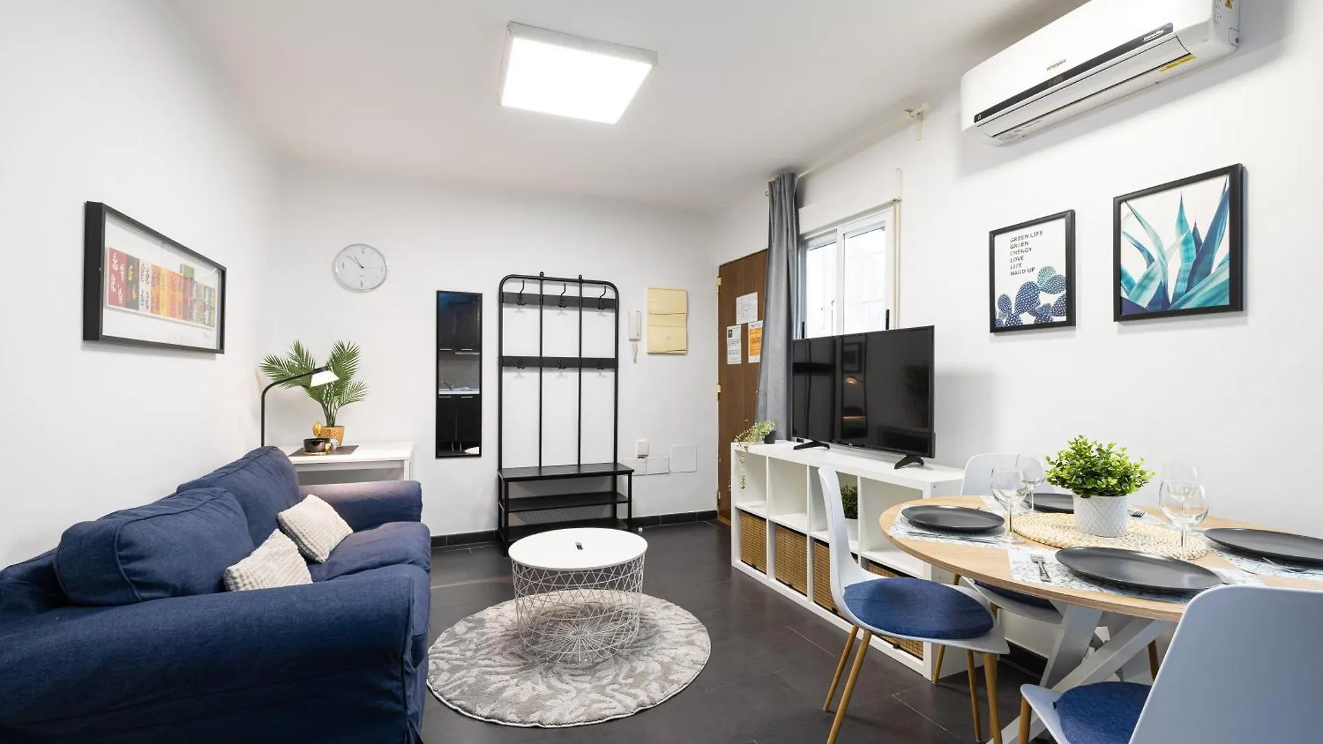 H2M Pasaje Dos Santos Smarttv, Oven, Parking Or Apartment Malaga